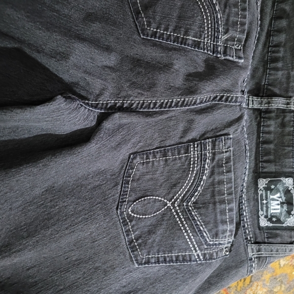 YMI from City of Angels black denim size 7 - Picture 10 of 10